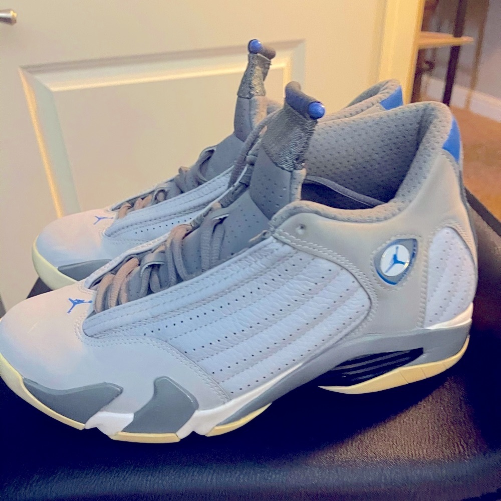 Air Jordan retro  used